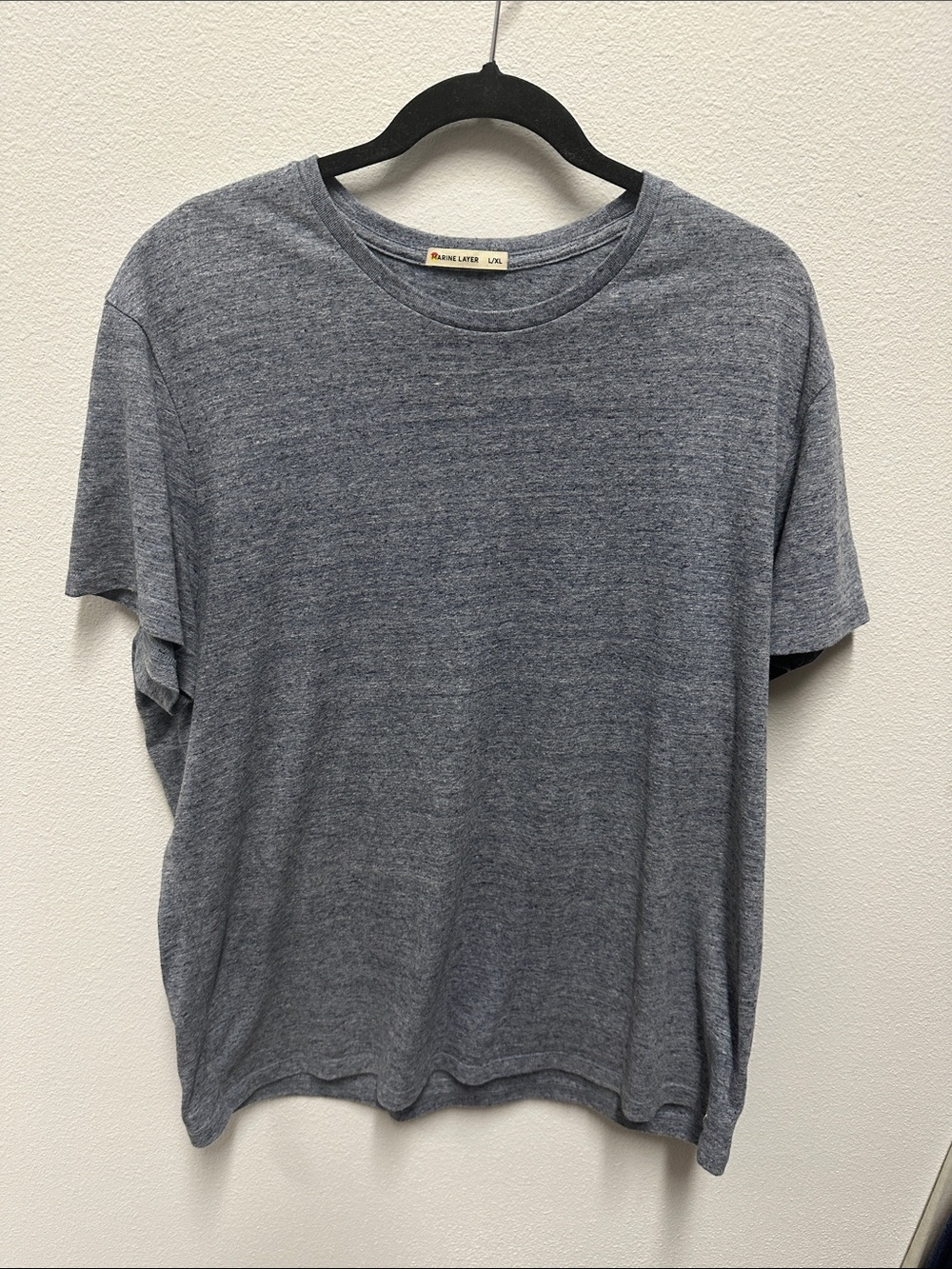 Marine Layer Men’s Slate Heather Short Sleeve Tee - size L/XL